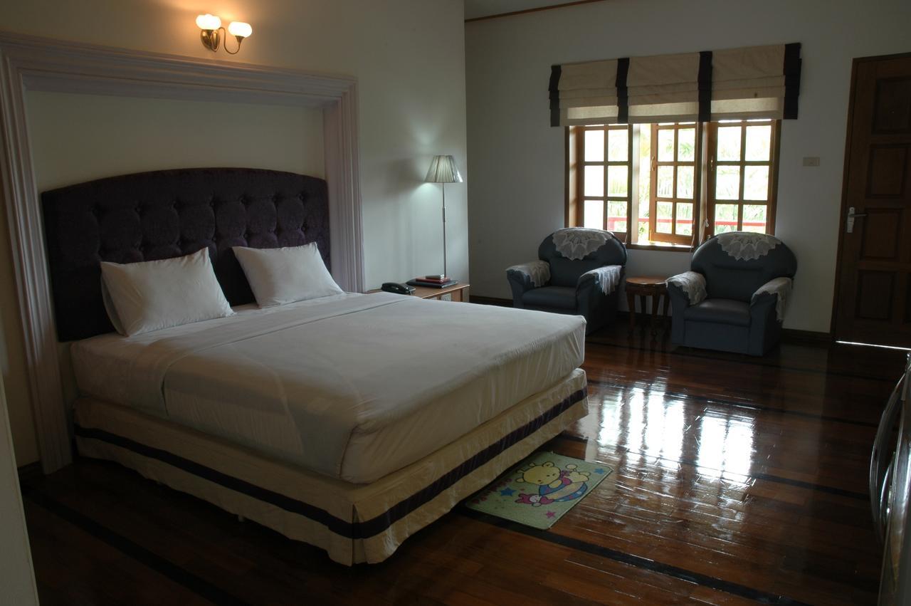 Myanmar Life Hotel Yangon Bagian luar foto