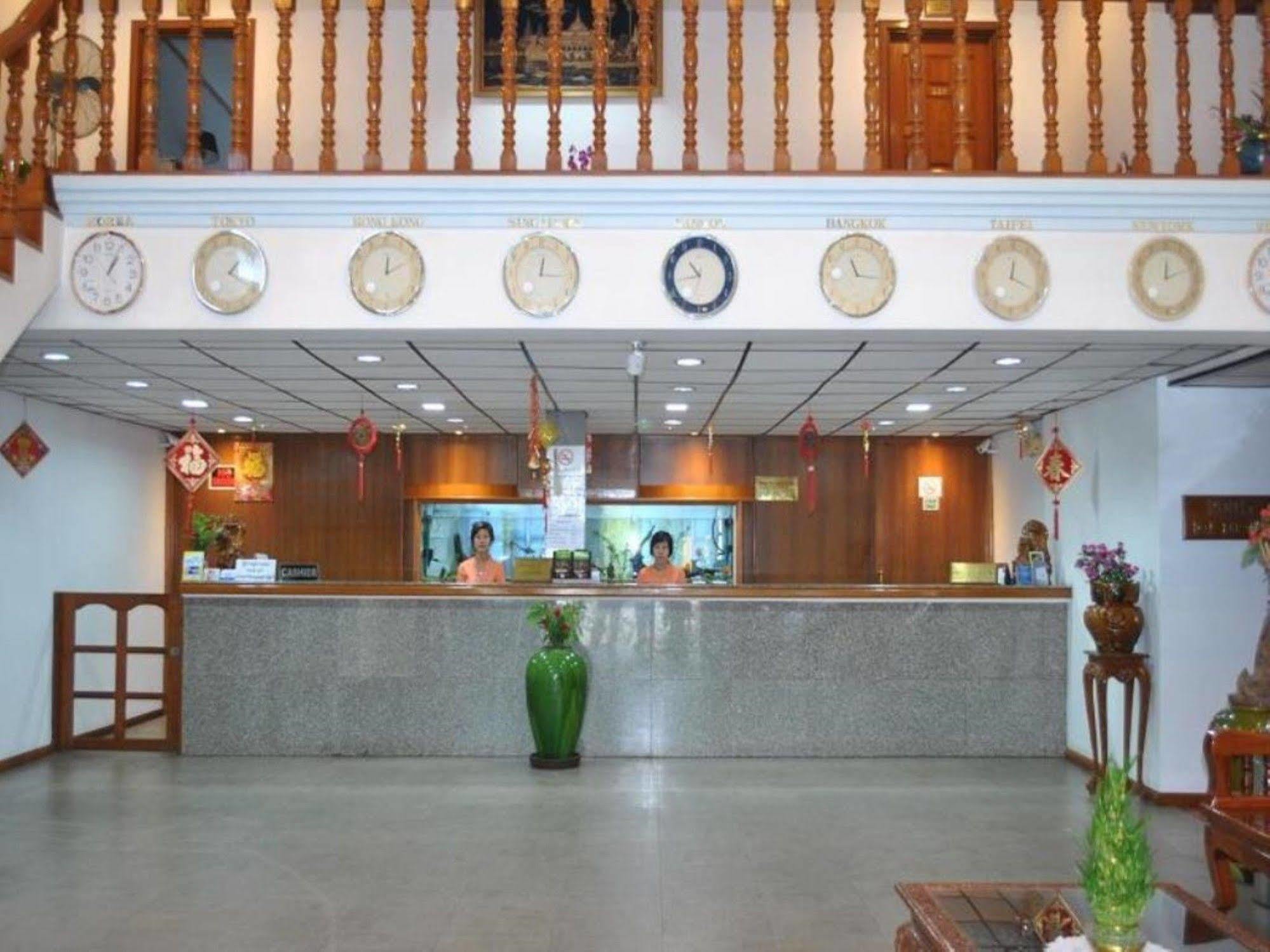 Myanmar Life Hotel Yangon Bagian luar foto